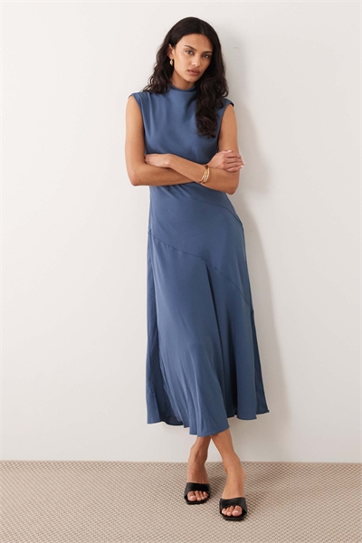 Макси-платье без рукавов артикул 155128917