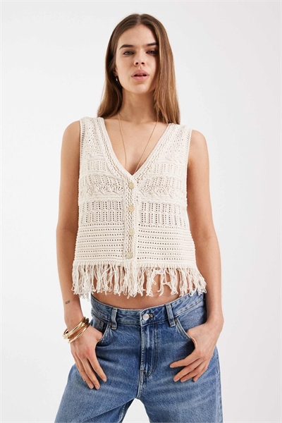 Жилет, связанный крючком, с бахромой артикул 155004109