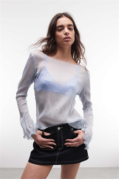 Прозрачная, струящаяся блузка с длинными рукавами артикул 154322641