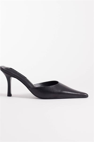Мули с каблуком в сицилийском стиле артикул 153788808