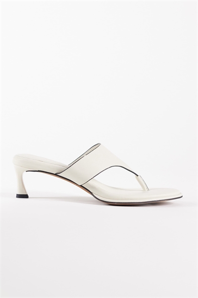 Сандалии Horizon с широким носком, перемычкой и низким каблуком артикул 154262746