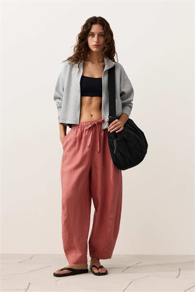 Брюки-балоны из 100% льна артикул 156467496