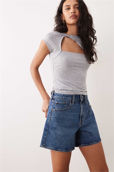 Джинсовые шорты Curve Love с высокой талией и кроем «dad fit» артикул 155637666