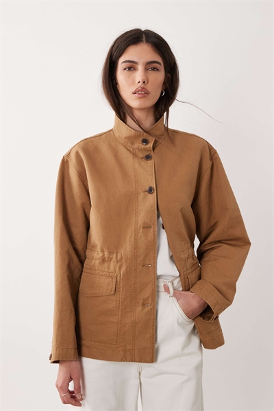 Рубашка из смешанного льна с эффектом «потертости» и карманами спереди артикул 155637049