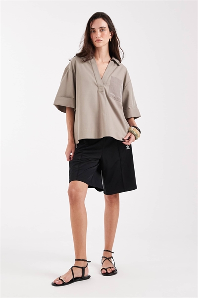 Хлопковая рубашка в курортном стиле артикул 155250772