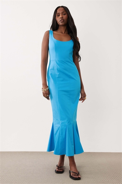 Платье-сарафан с круглым вырезом, рыбьим хвостом и годе, длиной до колен, тропического бирюзового цвета артикул 154262574