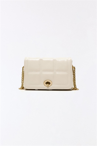 Мини-сумка с эффектом стеганой кожи артикул 156004748