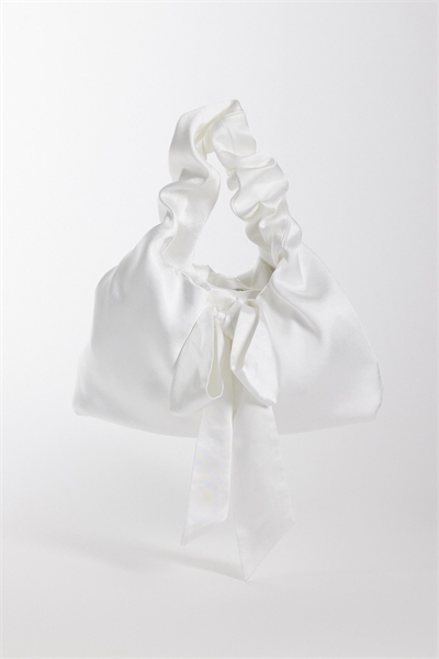 Мини-сумочка с атласным бантом для невесты артикул 155244165