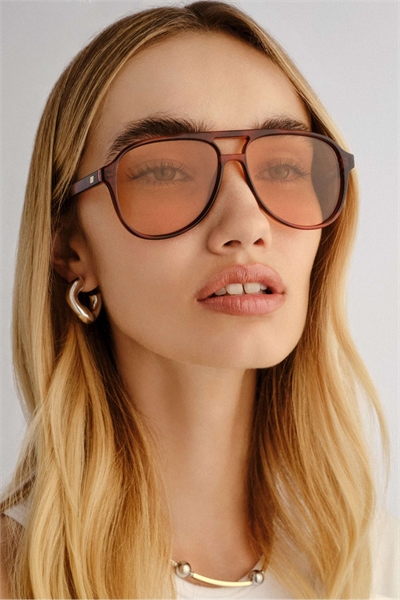 Трагически-волшебные очки-авиаторы цвета «медовый торт» с желтыми стеклами артикул 152422545