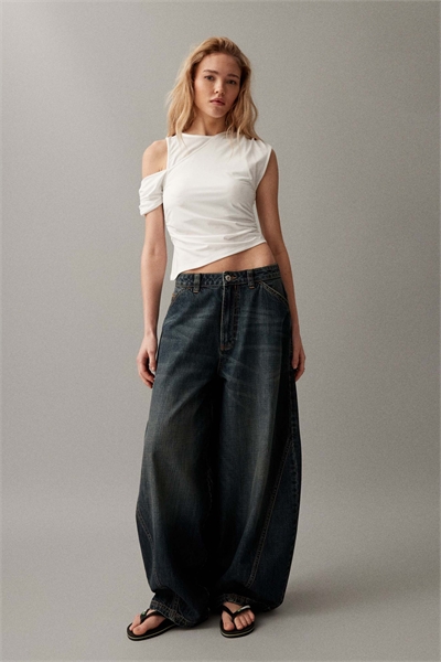 Джинсы XL с широкими штанинами и скрученным швом артикул 152707719