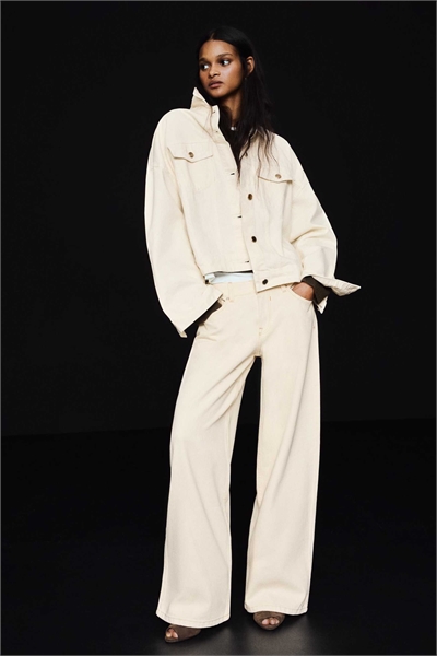 Джинсы в стиле бойфренд артикул 156131336