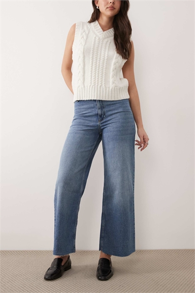 Джинсы с широкими брючинами артикул 156129944