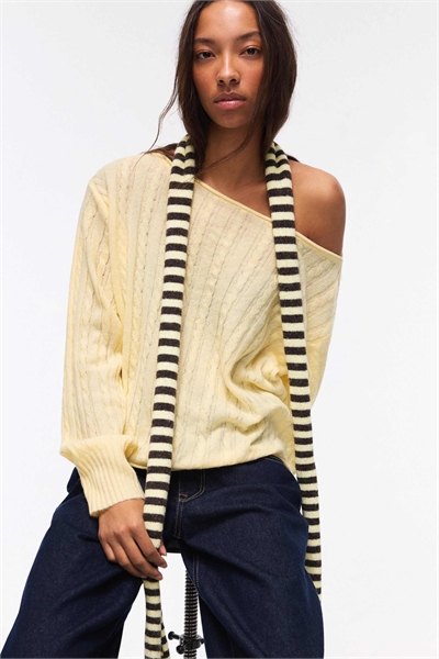 Плетеный свитер артикул 155549524