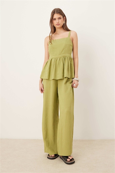 Комбинезон с баской на талии артикул 153024445