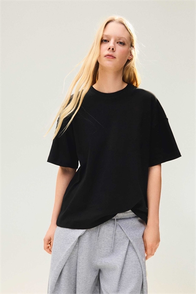 Футболка свободного кроя с короткими рукавами артикул 156387897