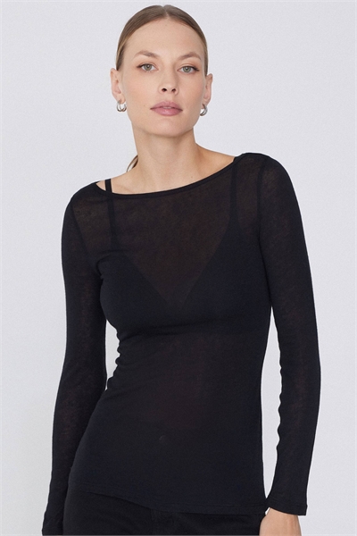 Легкий топ с лодочным вырезом артикул 156298818