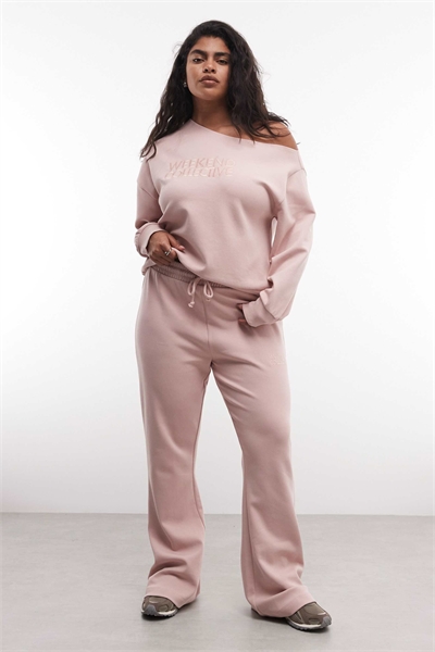 Комплект «Weekend Collective Curve» из интерлока с расклешенными брюками артикул 151265574