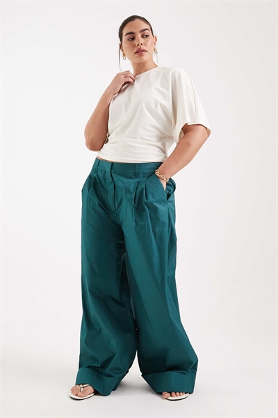 ASOS DESIGN: брюки Curve с широкими брючинами и отворотами co-ord артикул 153887812