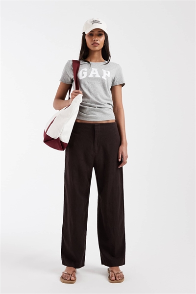 Комплект: прямые укороченные брюки из смешанного льна артикул 156280320