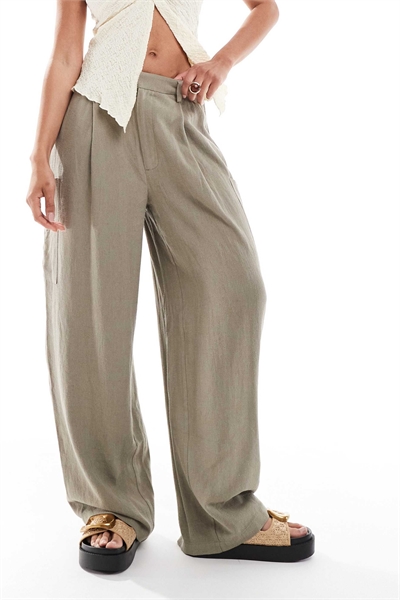 Брюки в стиле «утилита» с широкими брючинами из смесовой ткани артикул 144766160