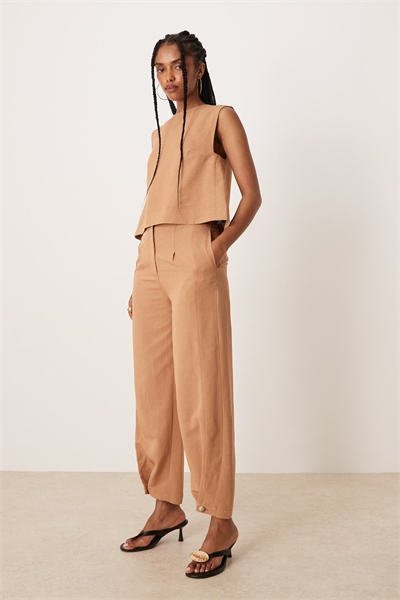 Брюки из льна с индивидуальным кроем и отворотом, который можно носить по-разному co-ord артикул 140793384