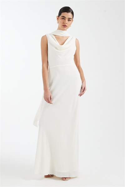 Макси-платье для подружки невесты из крепа с глубоким вырезом и капюшоном спереди артикул 151263138