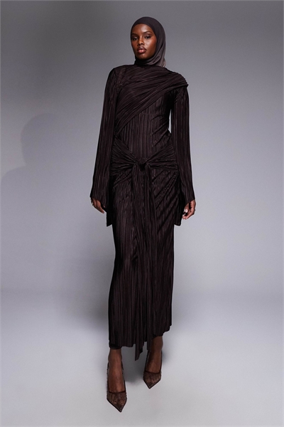 Макси-платье из плиссе с драпировкой артикул 155128463