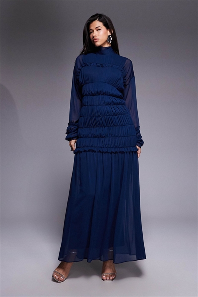 Макси-платье из шифона с высоким воротником и сборками на лифе артикул 152802396