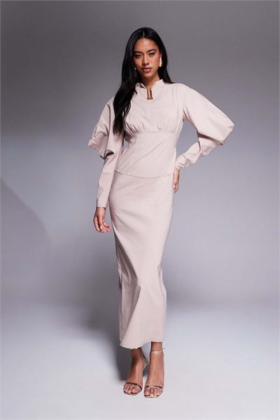 Макси-платье с рукавами-балонами артикул 143497422