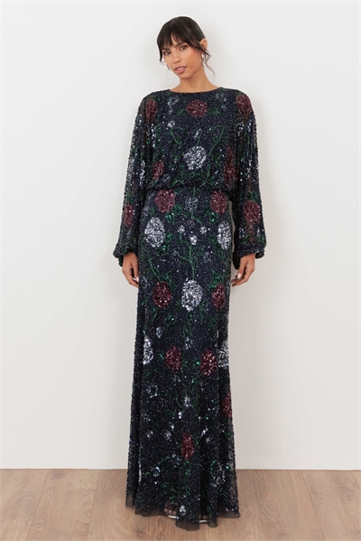 Макси-платье с круглым вырезом и длинными рукавами-буфантами, украшенное декоративными элементами артикул 154345650