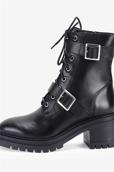 Кожаные ботинки на каблуке «PARKSIDE» с высоким каблуком и черным верхом артикул 139909824