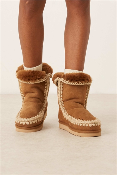 24 замшевые сапоги из овечьей кожи цвета коньяка артикул 151523234