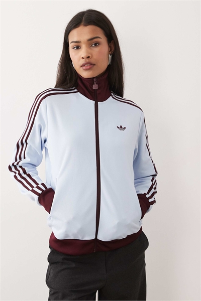 Классическая кофта с капюшоном артикул 155063572