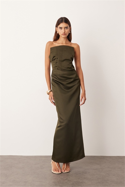 Макси-платье-бандо из структурированного атласа артикул 143260863