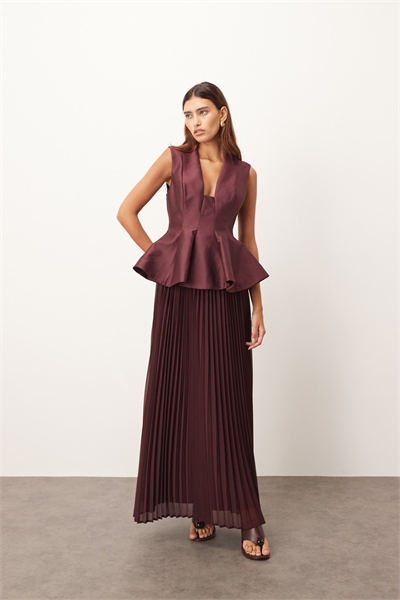 Макси-платье с зауженной талией и контрастной плиссированной юбкой артикул 148846966