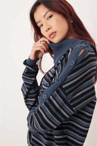 Свитер Muniar с полосатым трикотажем и асимметричным воротником артикул 154868149