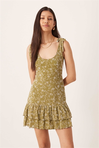 Мини-платье вино с двойной оборкой по низу артикул 152624224