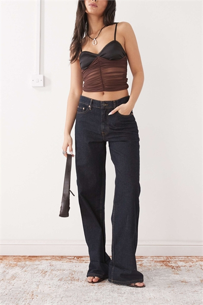 Джинсы средней посадки с отворотами и прямым кроем артикул 143626317