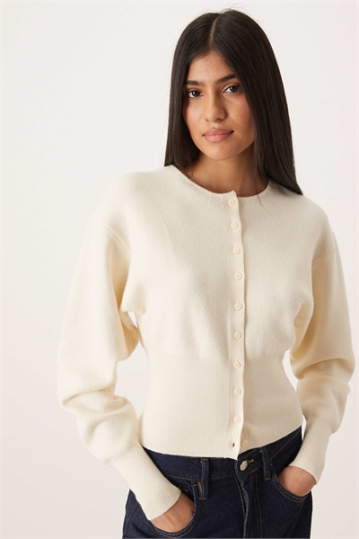 Кардиган с застежкой на пуговицы из трикотажа с рельефным узором артикул 153753605