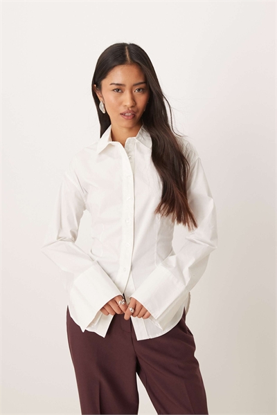 Рубашка с затянутой талией артикул 153753645