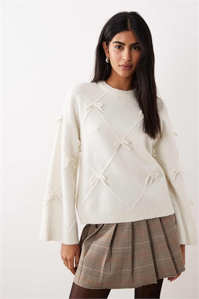 Свитер с вязаным бантом артикул 153153591