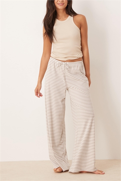 Брюки из сверхмягкого джерси с широкими брючинами и кулиской на талии артикул 148034374