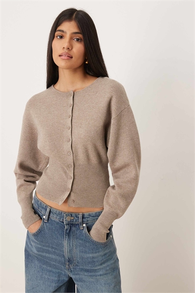 Кардиган с застежкой на пуговицы из трикотажа с рельефным узором артикул 153753606