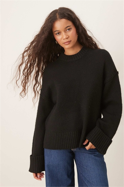 Свитер из трикотажа с круглым вырезом и отложными рукавами артикул 149853439