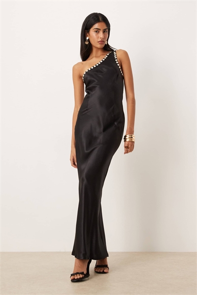 Атласное макси-платье на одном плече с жемчужными пуговицами артикул 151638701