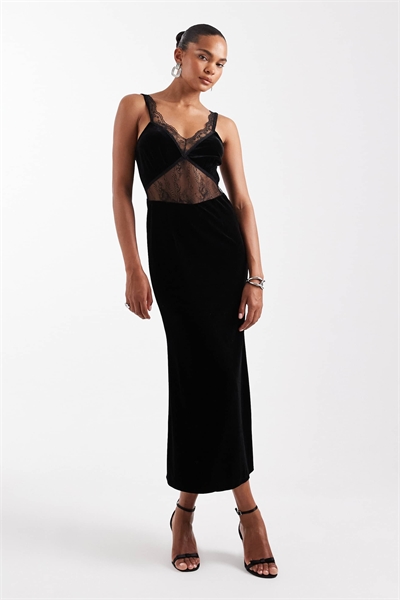 Макси-платье с вставками из бархатного кружева артикул 151638699