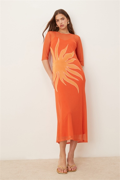 Платье-миди из сетчатой ткани с эффектом «солнечных лучей» артикул 146131254