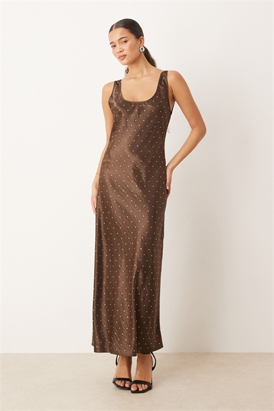 Макси-платье в стиле «рейсер» с декоративными элементами артикул 153647610