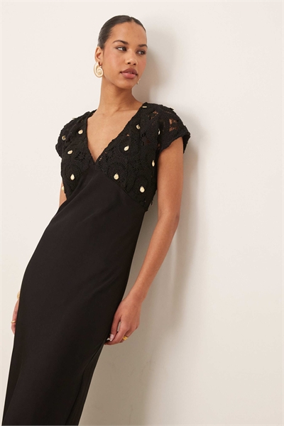 Макси-платье с ажурным узором, связанное крючком артикул 143768257