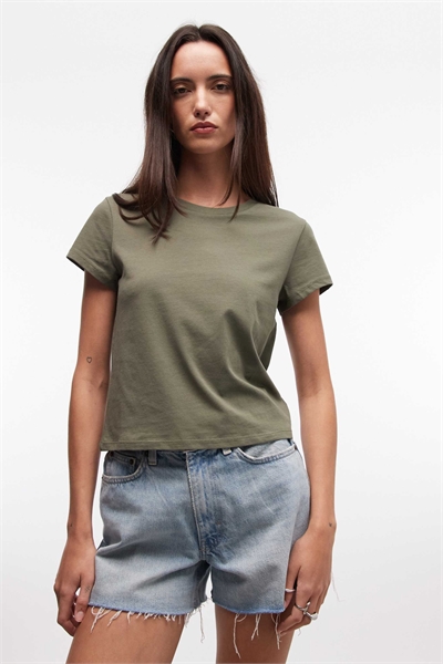 Футболка артикул 154322657